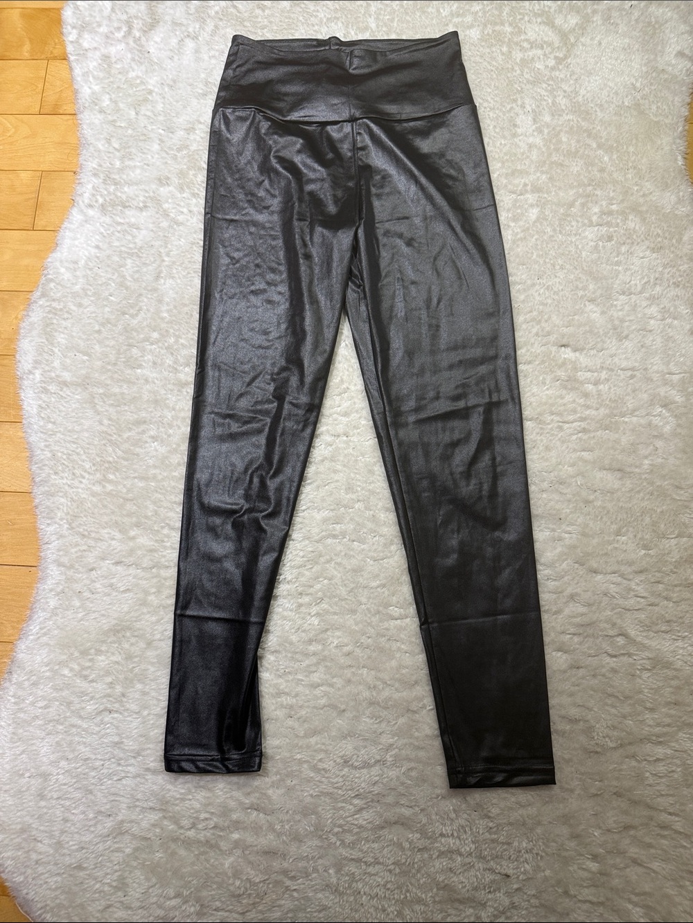 Shiny High-Waist Faux Leather Leggings - Black